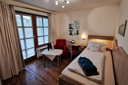 Standard- & Komfortzimmer Typ8 - Schlafzimmer